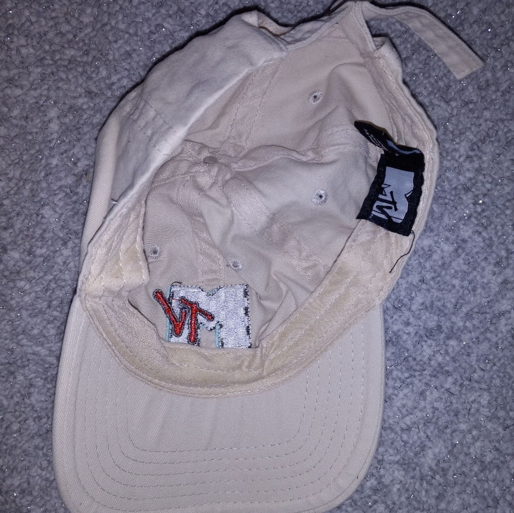 Embroidered MTV hat - Picture 5 of 5